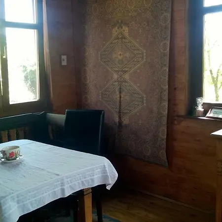 Haz A Kishegyen Hotel Felsoors